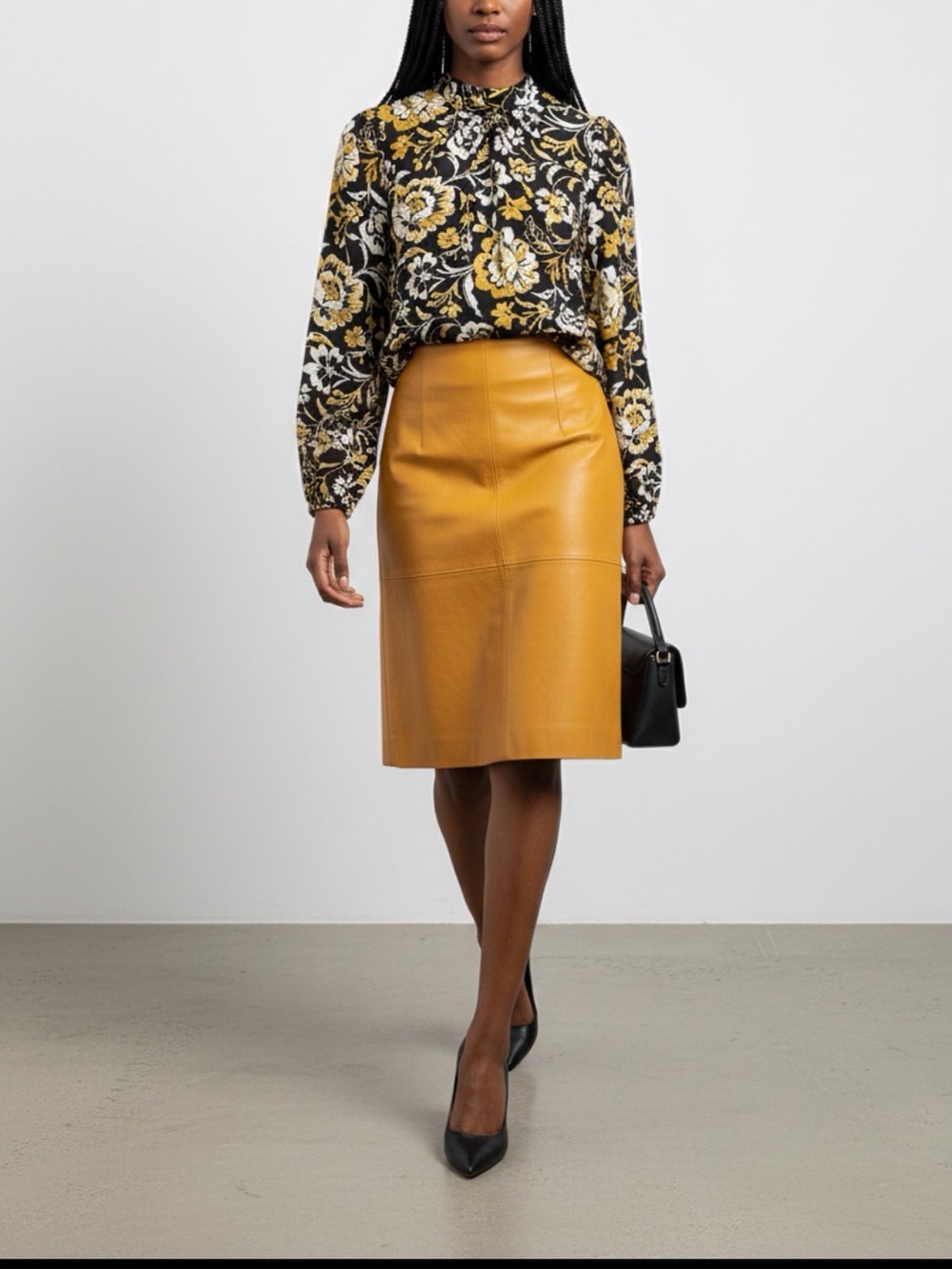 Melloday Floral Mock-Neck Long Sleeve Top in Black and Yellow size small